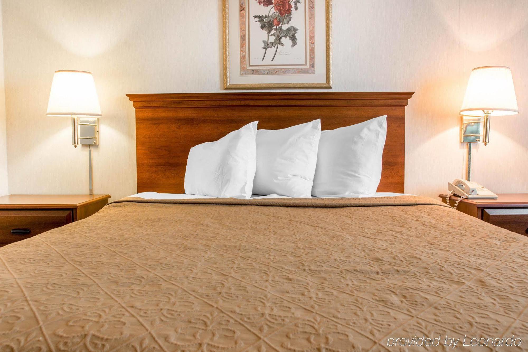 Quality Inn Hudsonville South Exterior foto